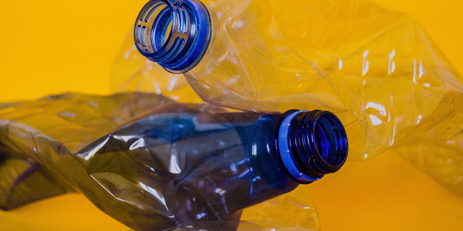 Einweg-Plastikflaschen